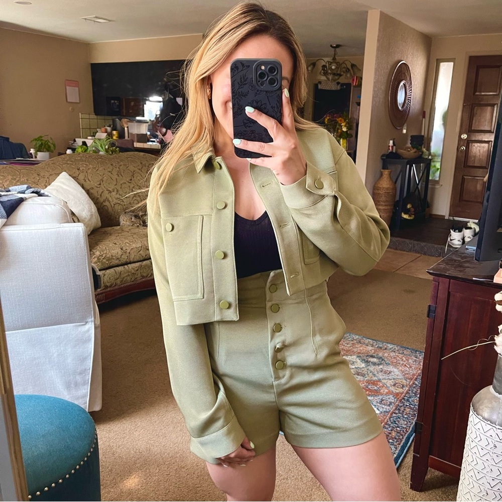 Aritzia Wilfred Le Fou | Crop Jacket High Waisted Shorts Set In Sage Green Sz: 4